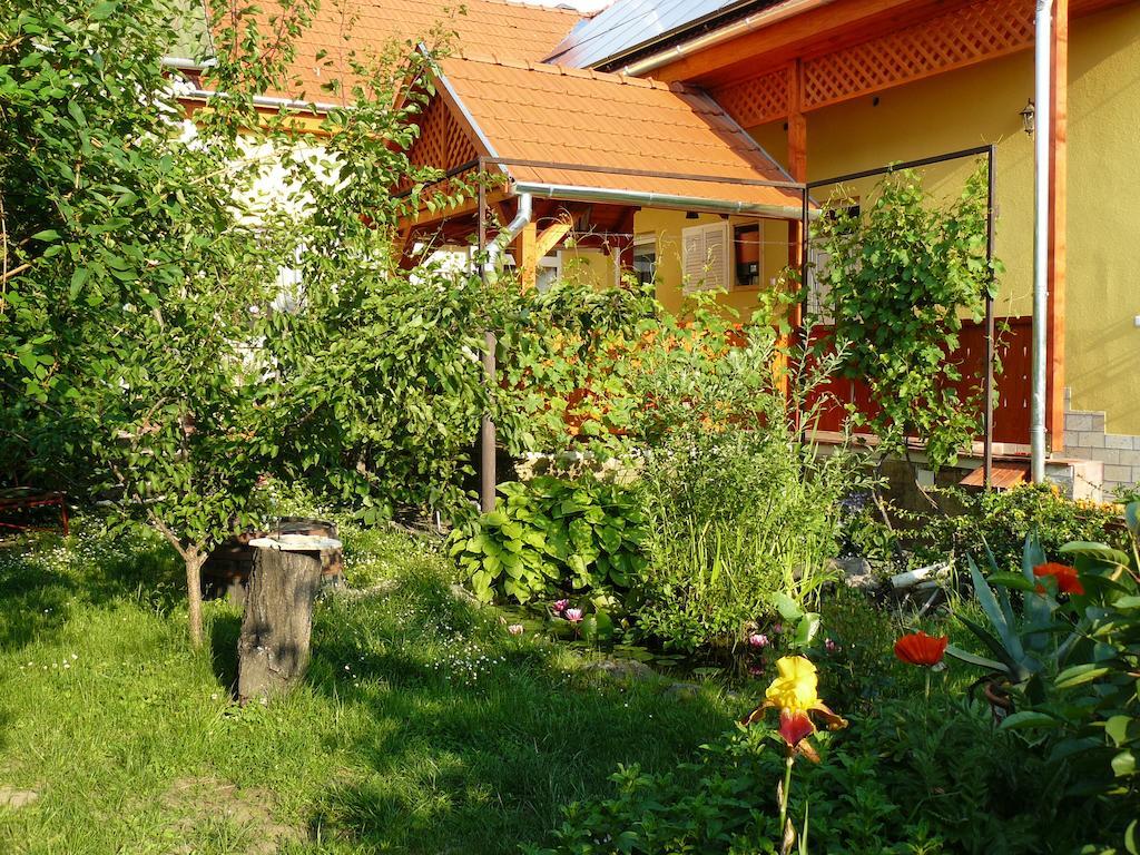 Hotel Angela Vendeghaz Tokaj Exterior foto
